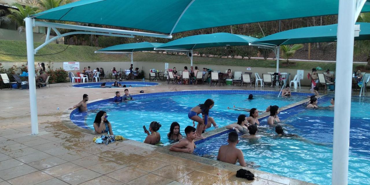 Aldeia Do Lago C204- Com Cozinha , Churrasqueira E Bebidas Liberadas No Parque Aquatico, Internet Banda Larga, Ponto Recarga De Carro Eletrico Caldas Novas Exterior photo