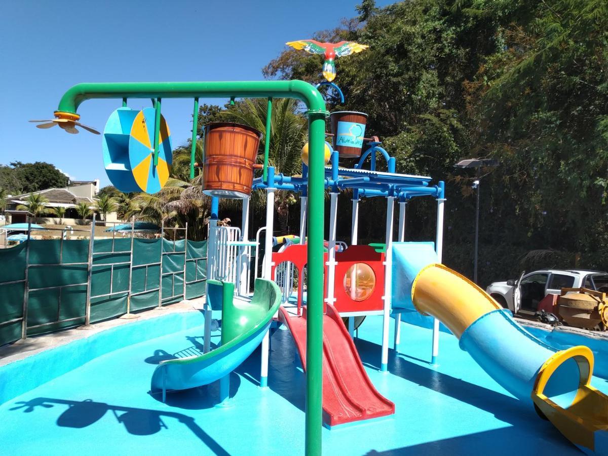 Aldeia Do Lago C204- Com Cozinha , Churrasqueira E Bebidas Liberadas No Parque Aquatico, Internet Banda Larga, Ponto Recarga De Carro Eletrico Caldas Novas Exterior photo