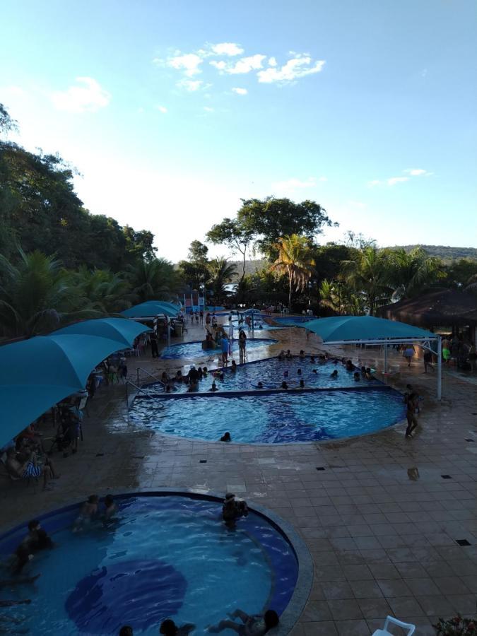 Aldeia Do Lago C204- Com Cozinha , Churrasqueira E Bebidas Liberadas No Parque Aquatico, Internet Banda Larga, Ponto Recarga De Carro Eletrico Caldas Novas Exterior photo